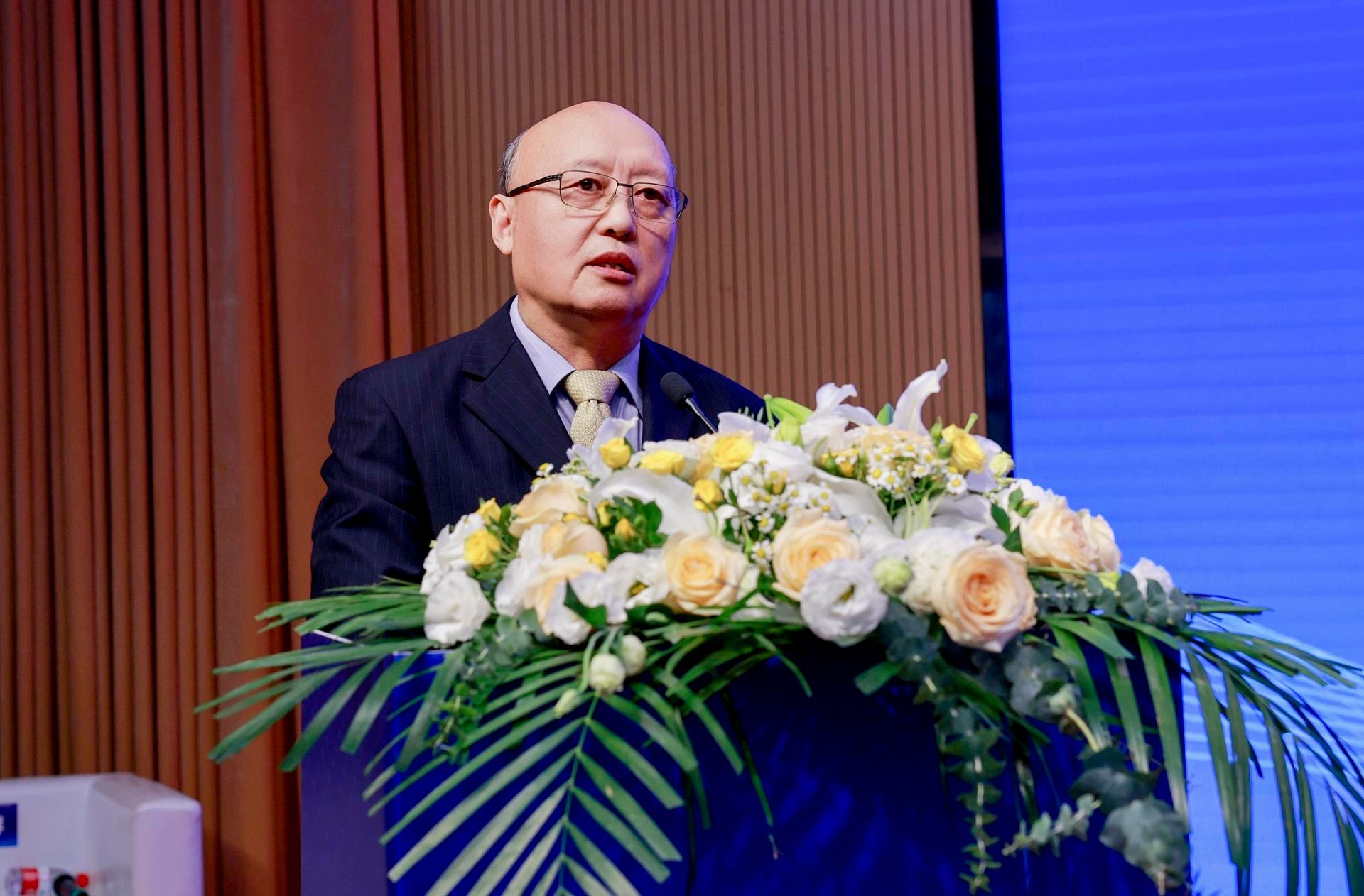 杜平.jpg 杜平.jpg